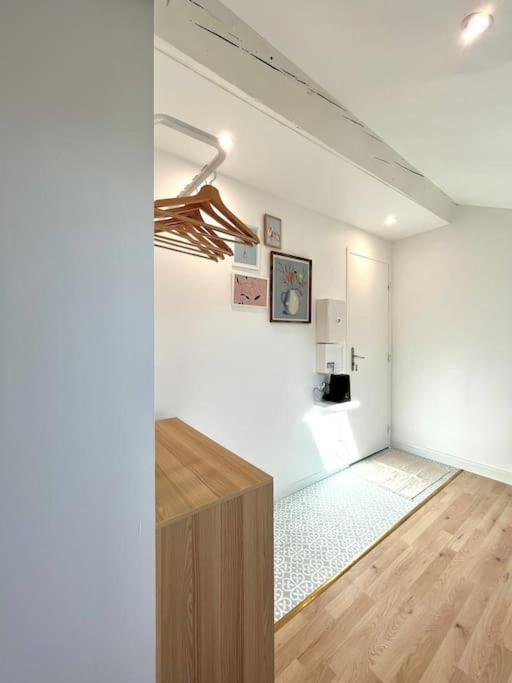 Studio Jade : Charmant Logement Place Clemenceau Apartment По Екстериор снимка