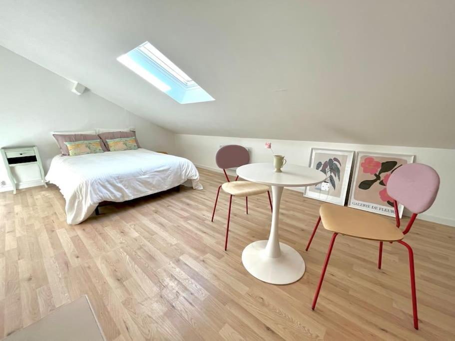 Studio Jade : Charmant Logement Place Clemenceau Apartment По Екстериор снимка