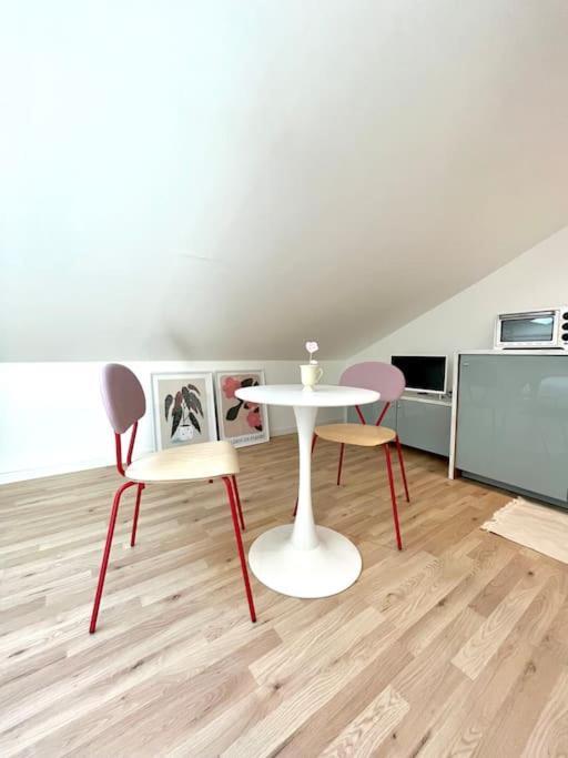Studio Jade : Charmant Logement Place Clemenceau Apartment По Екстериор снимка