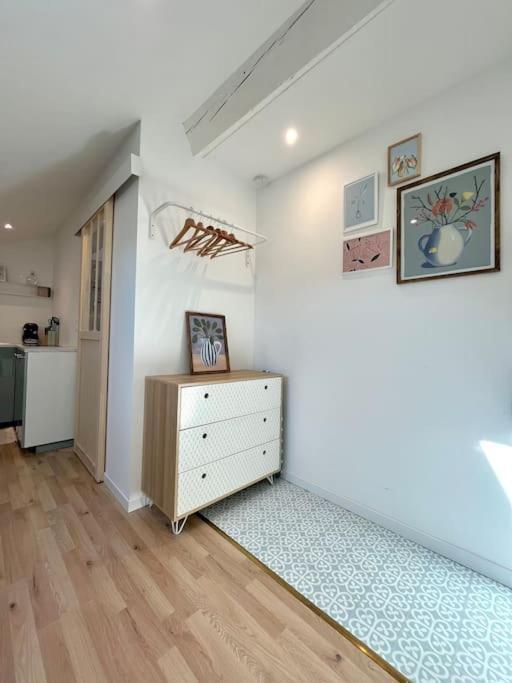 Studio Jade : Charmant Logement Place Clemenceau Apartment По Екстериор снимка