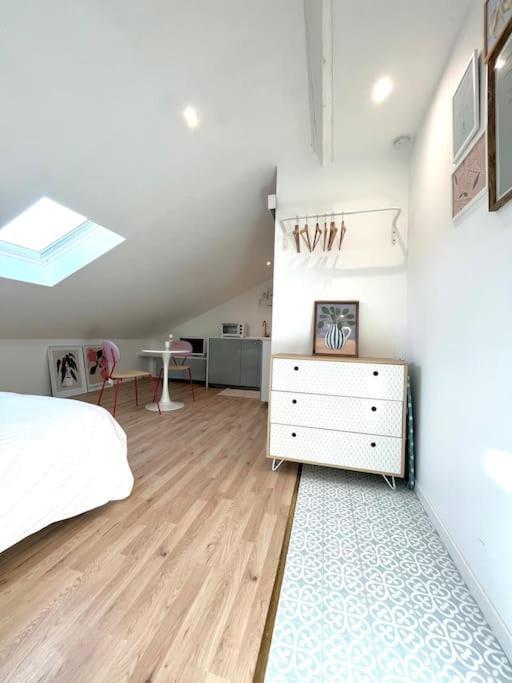 Studio Jade : Charmant Logement Place Clemenceau Apartment По Екстериор снимка