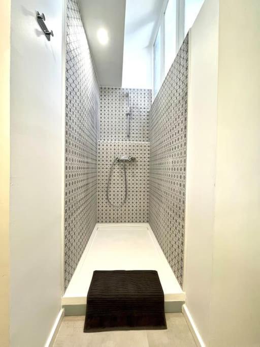 Studio Jade : Charmant Logement Place Clemenceau Apartment По Екстериор снимка